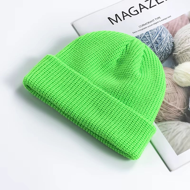 Stay Cozy and Stylish with Our Unisex Knitted Beanie - Perfect for Autumn and Winter Adventures!