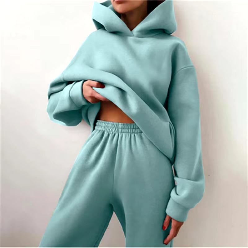 Chic Women's Oversized Tracksuit Set - Cozy Hoodie & Long Pant Combo for Autumn Fashion
