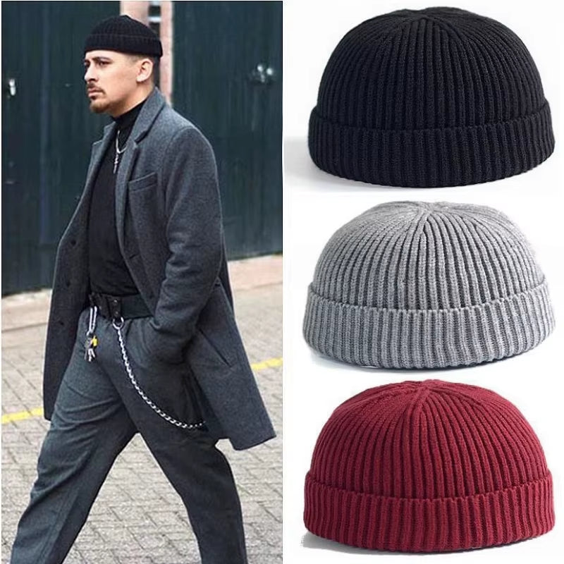 Stay Cozy and Stylish with Our Unisex Knitted Beanie - Perfect for Autumn and Winter Adventures!